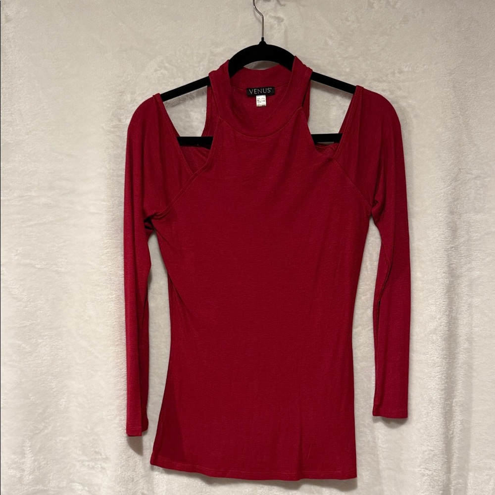 VENUS Red Cold-Shoulder Long Sleeve Top